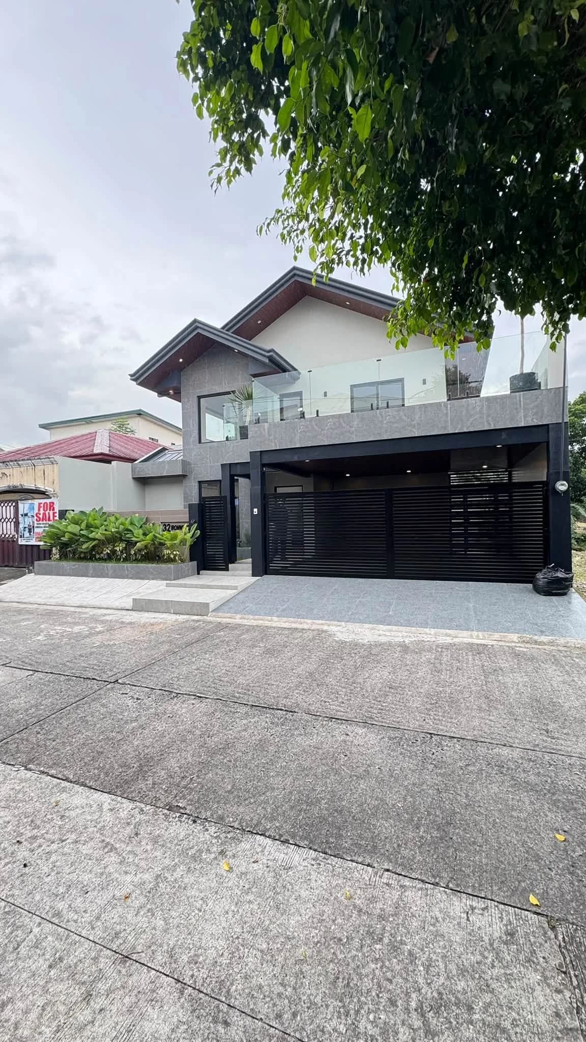 Elegant Modern 4BR House and Lot For Sale in Greenwoods Executive Village, Taytay, Rizal โ Photo 2
