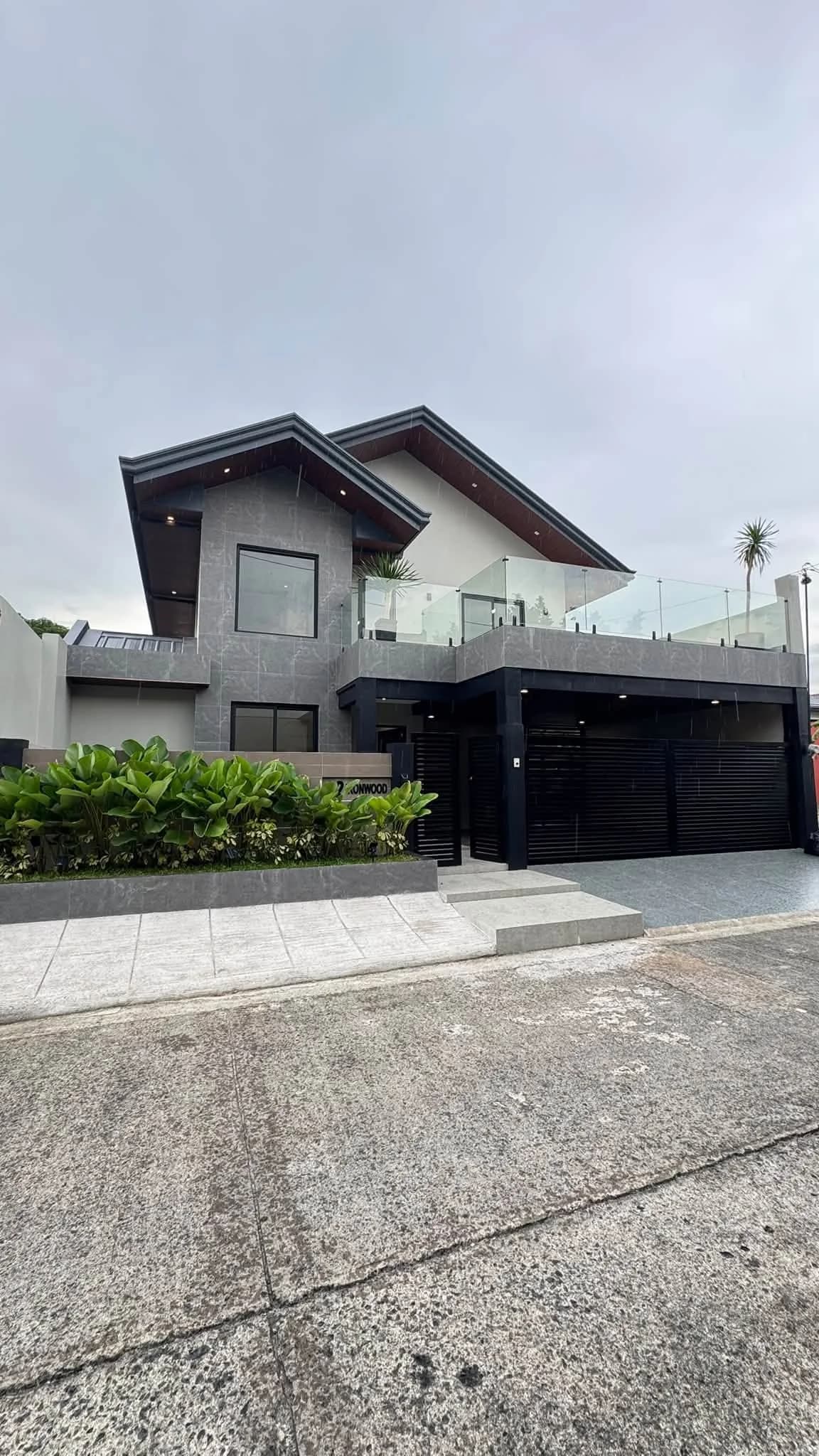 Elegant Modern 4BR House and Lot For Sale in Greenwoods Executive Village, Taytay, Rizal โ Photo 3