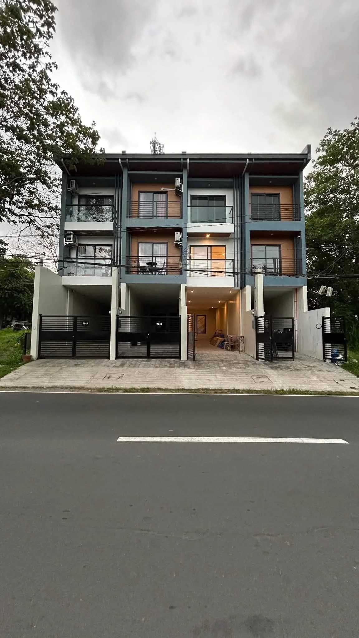 Brand New Modern 3-Storey Townhouse for Sale in Pleasant Village, Muntinlupa City โ Photo 1