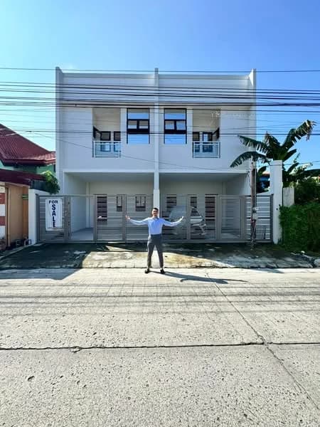 Brand New Modern House and Lot For Sale in Meadowood Executive Village, Bacoor, Cavite