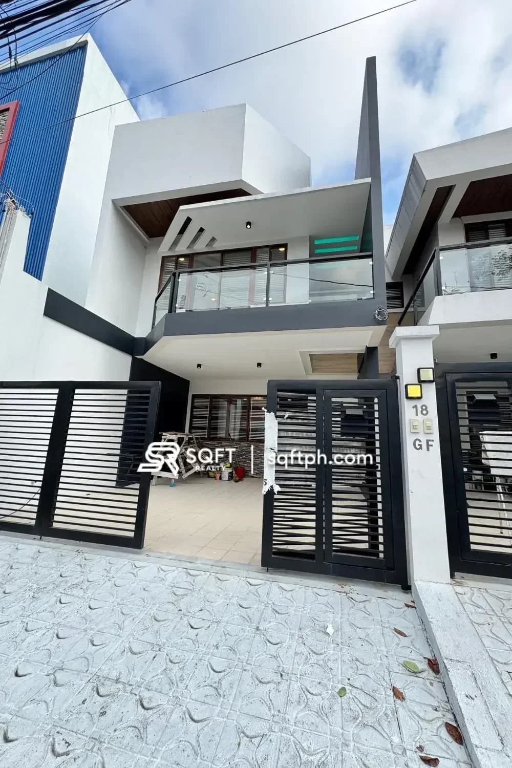 Brand New Modern Townhouse in Better Living, Paranaque City ( End Unit ) near Bicutan Skyway