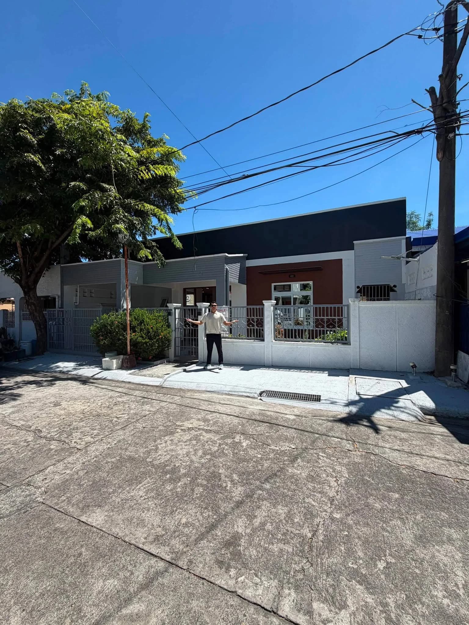 Modern Bungalow House and Lot For Sale in Better Living Subd., Parañaque City — Photo 5
