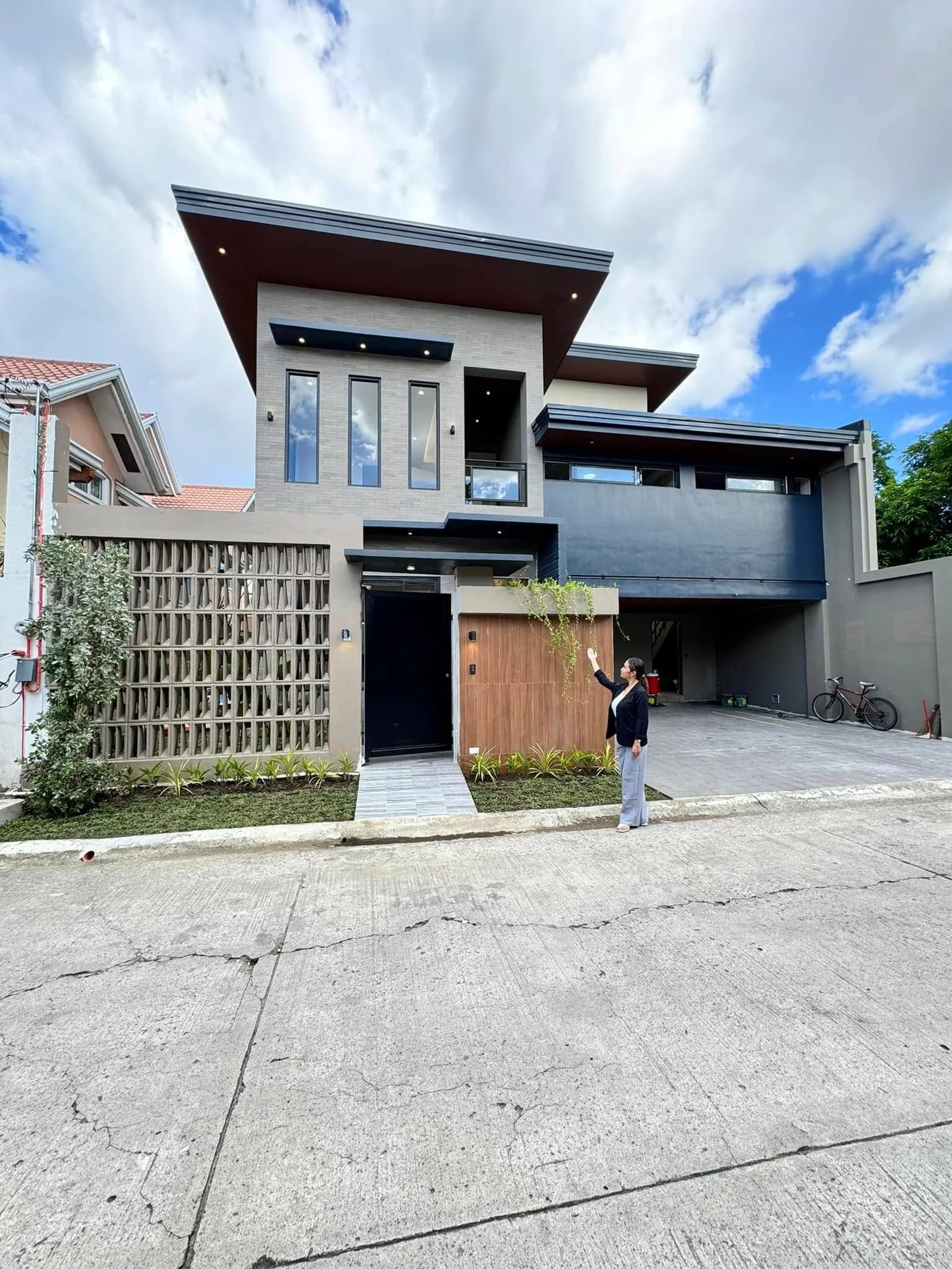 Brand New Elegant 4BR House and Lot with Swimming Pool for Sale in BF Homes, Las Piñas City