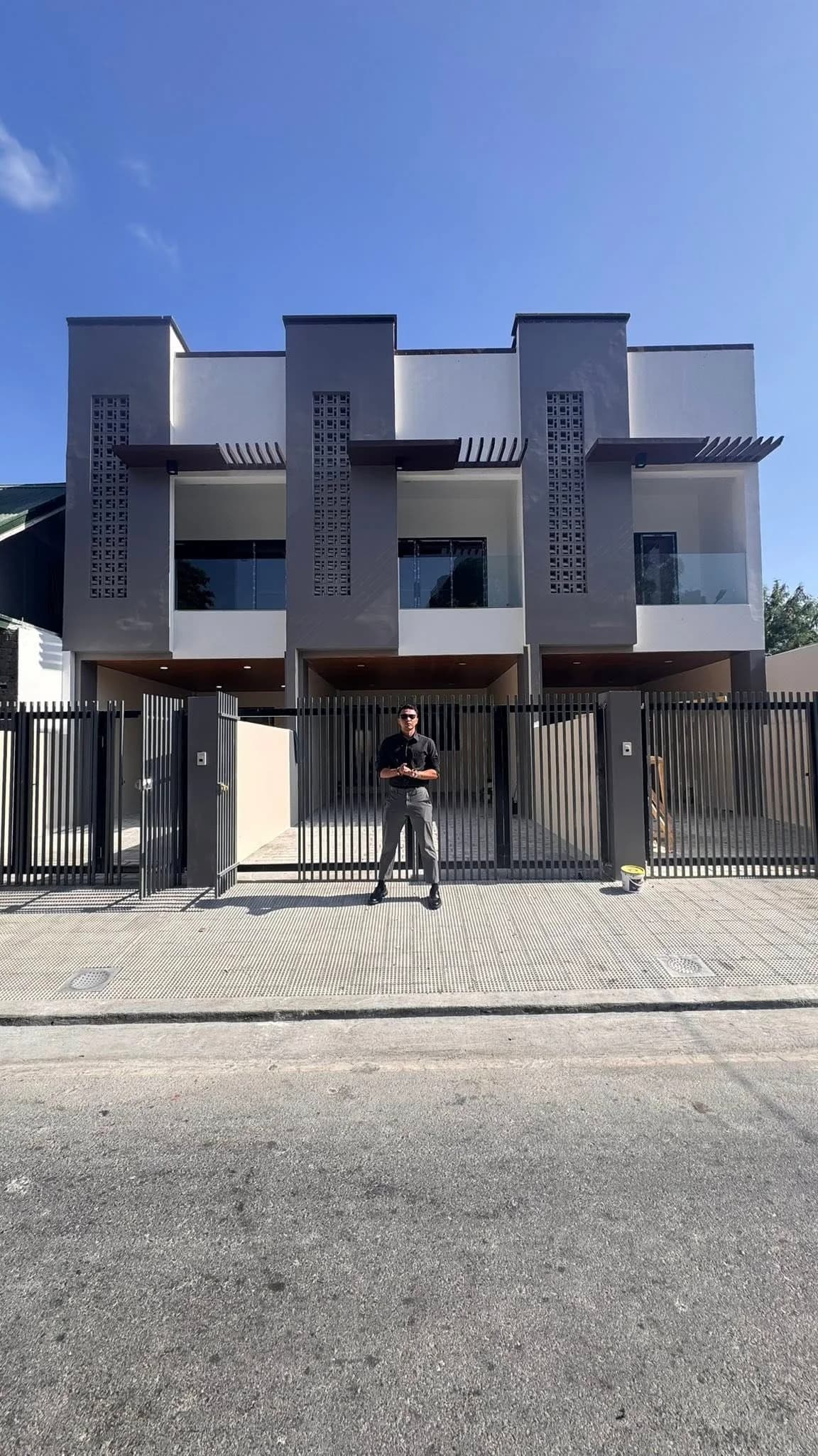 Brand New Modern Townhouse For Sale in Remmarvillle, Las Piñas City
