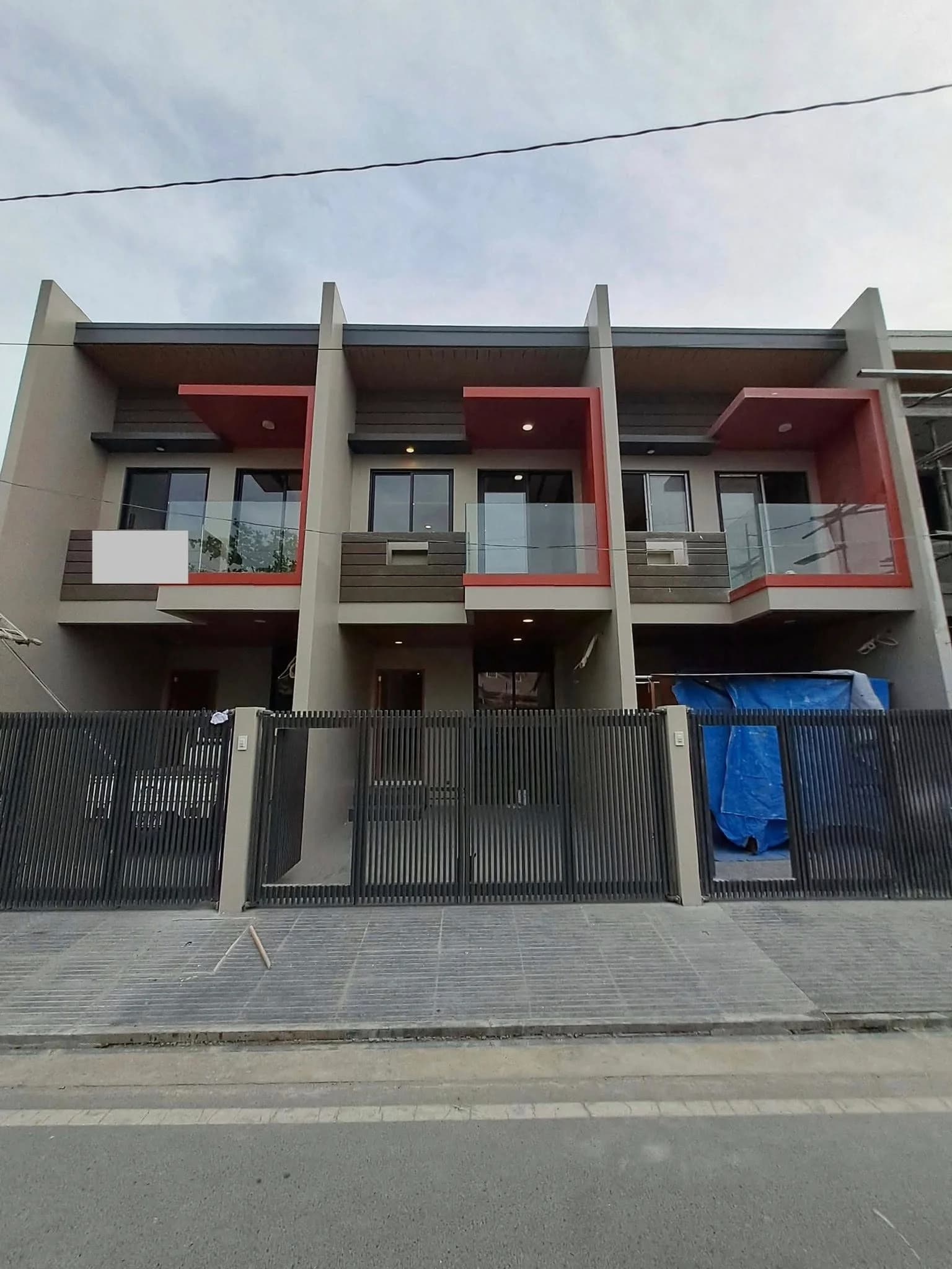 Brand New 4BR Townhouse For Sale in Doña Manuela, Las Piñas City