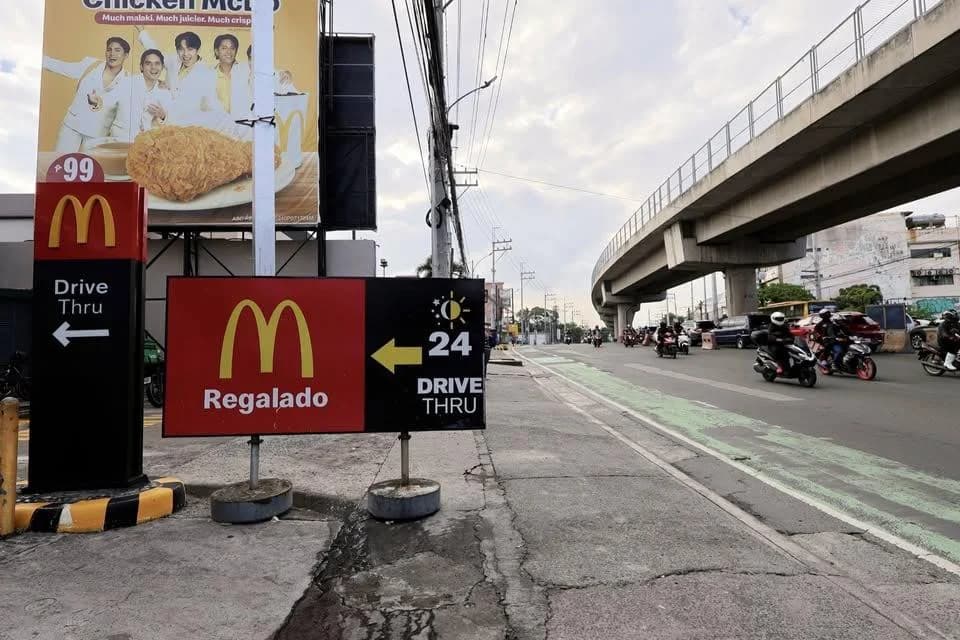 Income Generating Property with Guaranteed Lease Term in Commonwealth, Quezon City
