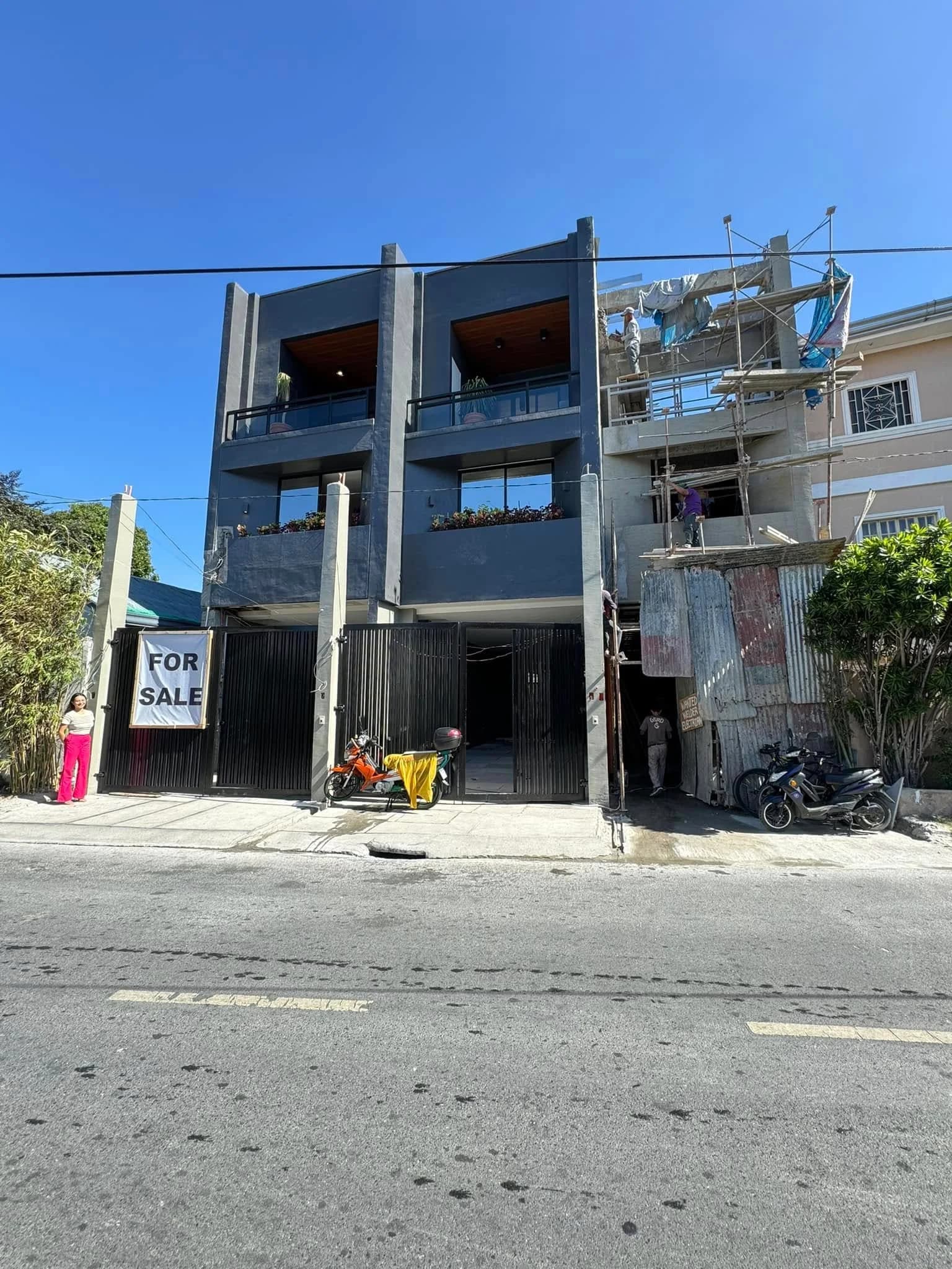 Brand New Modern Minimalist Townhouse For Sale in Better Living, Parañaque City (Unit 1)