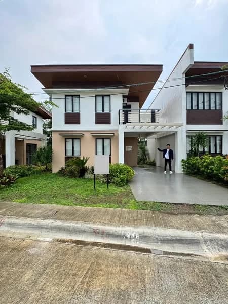 Brand New Single Detached House and Lot For Sale in Dasmariñas, Cavite