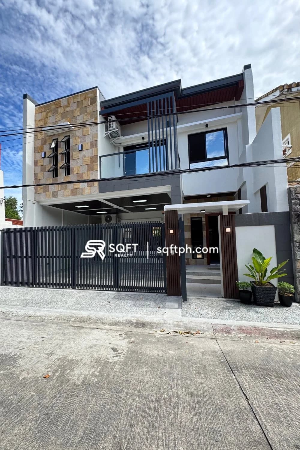 Brand New Modern 5BR House and Lot For Sale in BF Resort Village, Las Piñas City