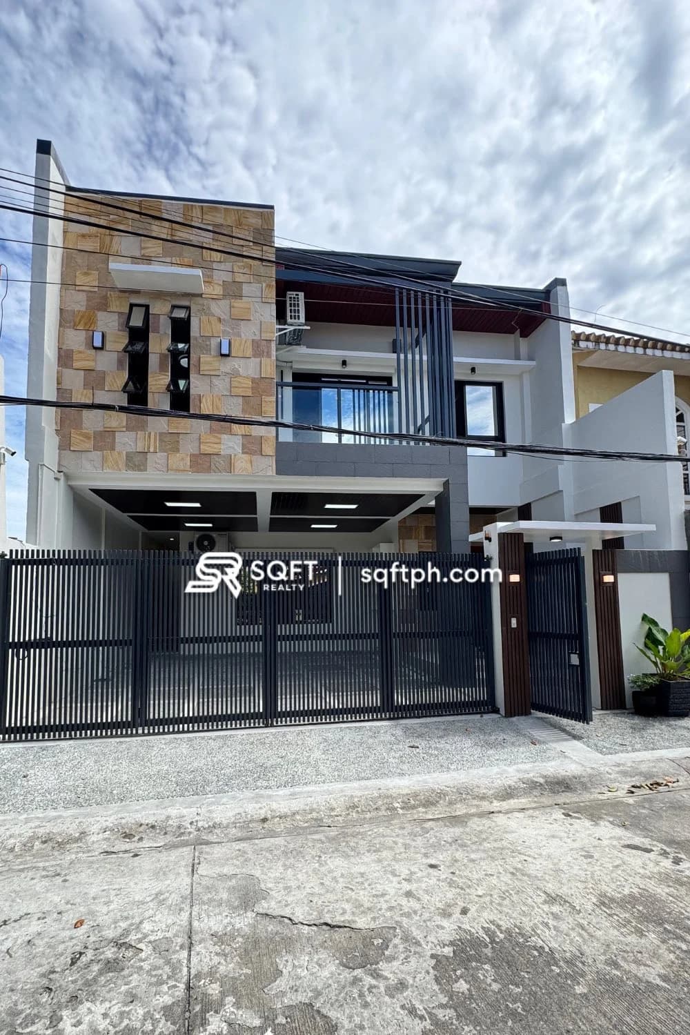 Brand New Modern 5BR House and Lot For Sale in BF Resort Village, Las Piñas City