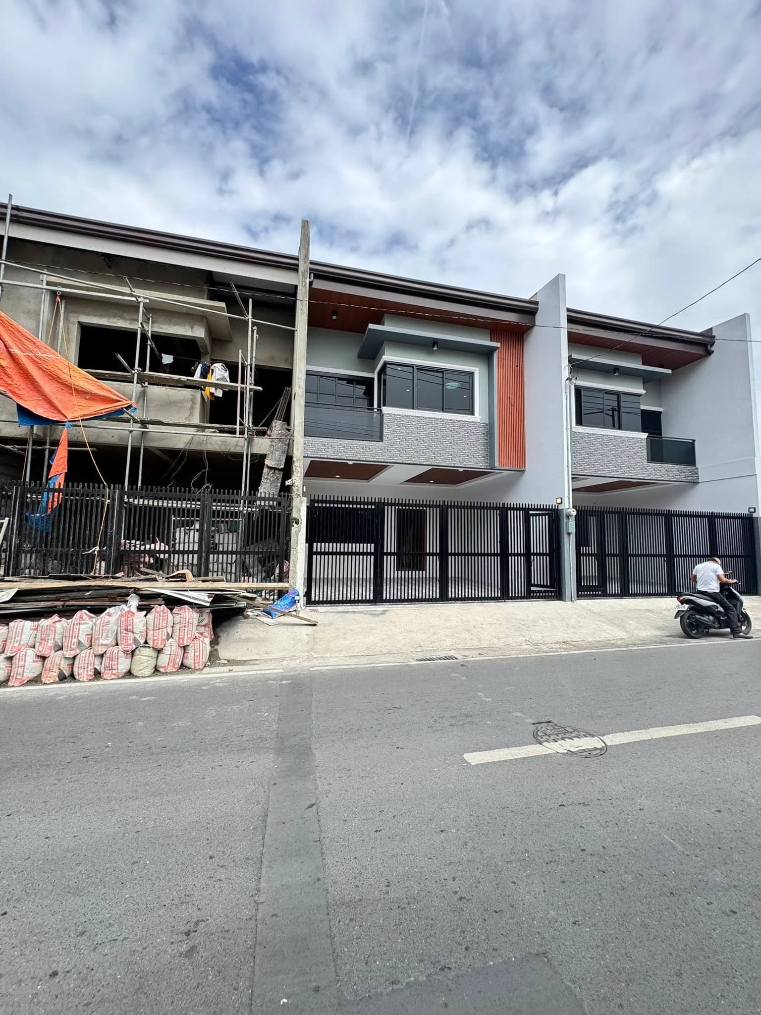 FOR RENT: Brand Modern New House and Lot in Sucat, Paranaque City