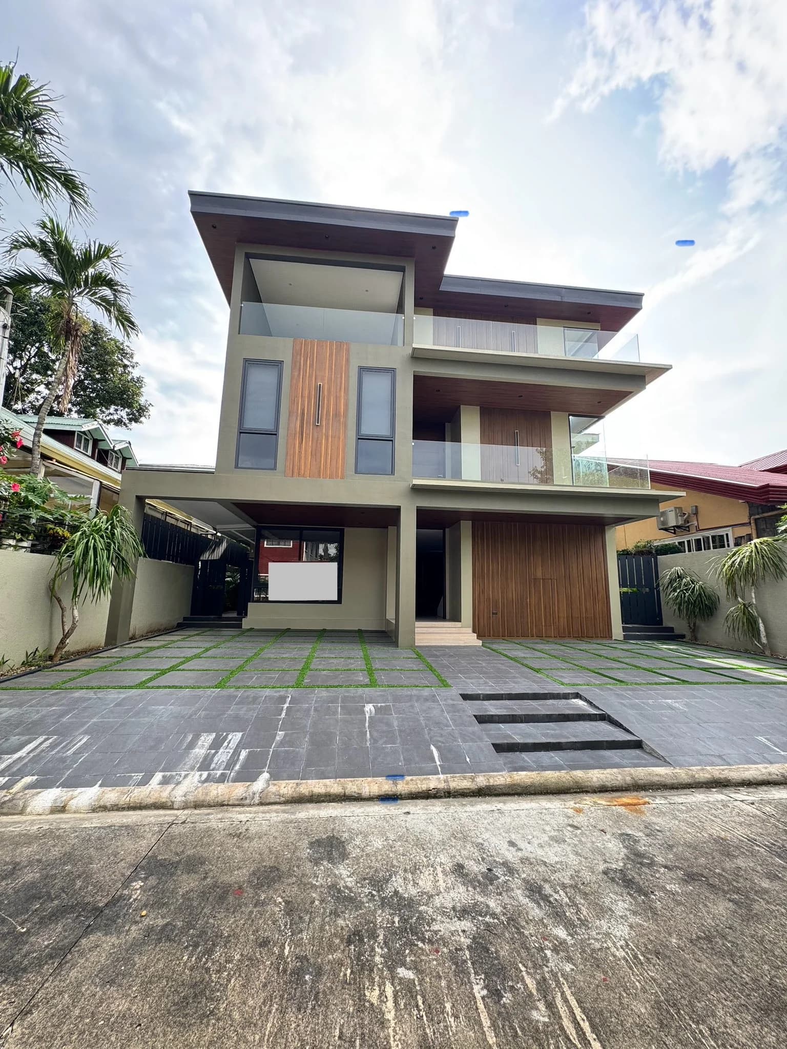 Brand New Modern Three-Storey House & Lot For Sale with Elevator (Senior Friendly) For Sale In Tahanan Village, Paranaque City